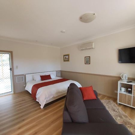 Accommodation Creek Cottages & Sundown View Suites Ballandean エクステリア 写真