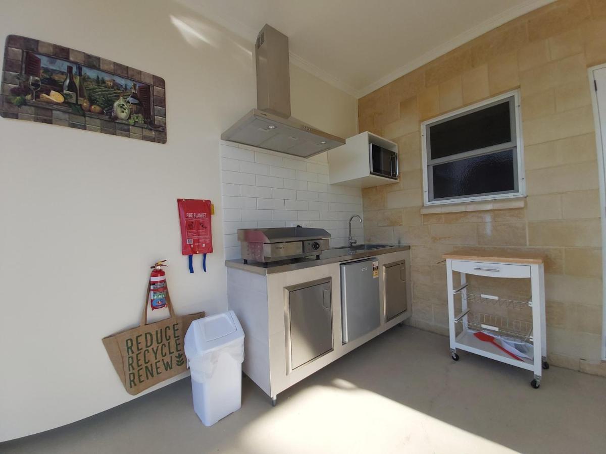 Accommodation Creek Cottages & Sundown View Suites Ballandean エクステリア 写真