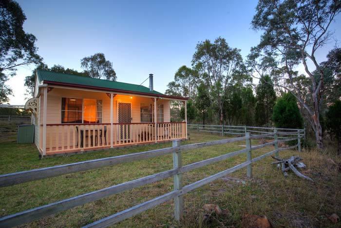 Accommodation Creek Cottages & Sundown View Suites Ballandean 部屋 写真