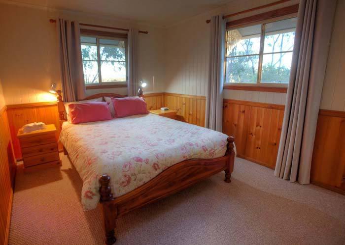 Accommodation Creek Cottages & Sundown View Suites Ballandean 部屋 写真